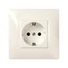 Ivoorkleurige Schuko-basis voor elektrische installatie, compatibel met standaard stopcontacten, ideaal voor thuis en op kantoor.