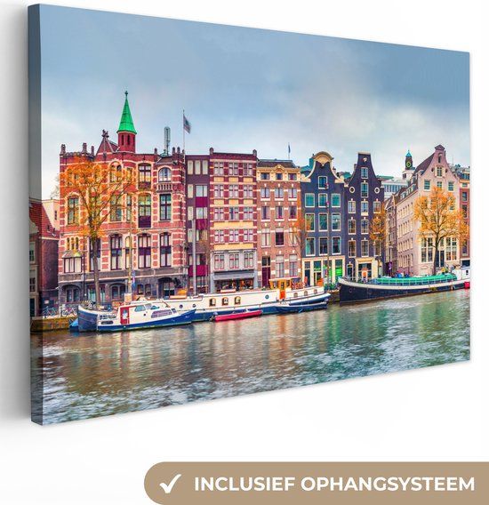 OneMillionCanvasses Canvas schilderij 150x100 cm - Architectuur - Water - Boot - Stad - Multicolor