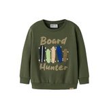 NAME IT MINI rechtvallende sweater met patches en print - donkergroen