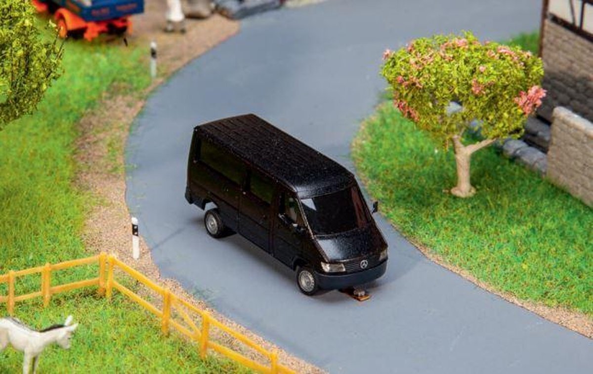 FALLER - MB Sprinter Minibus taxi (HERPA) - FA161432