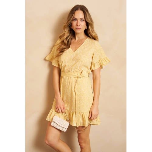 Lofty Manner Korte Zomerjurk met Ruches en Print - Geel