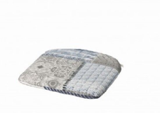 Madison Zitkussen Kell Blue 46x48 cm