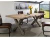 FREEFORM Table à manger 200x100 en bois de manguier laqué beige pieds en X gris