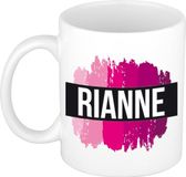 Bellatio Decorations Shoppartners Bv Rianne naam cadeau koffie mok - beker - met roze verfstrepen - Cadeau collega - moederdag - verjaardag - juf - coach - 300 ml - wit