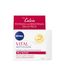 Set NIVEA Visage Tagescreme 50 Moisturizing revitalisierende Creme Körperpflege Set