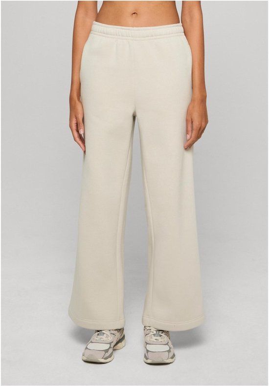 Urban Classics FluffyJjoggers Dames Trainingsbroek - beige - M