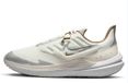 Nike Wmns Air Winflo 9 Shield Crème Vrouwen Schoenmaat 39