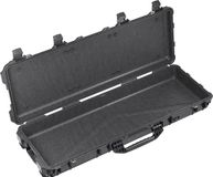 PELI 1720, lange Beschermkoffer, Water- en Stofdicht, Intern Volume van 49 liter, Kleur: Zwart