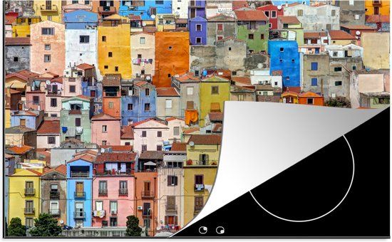 KitchenYeah® Inductie beschermer 77x51 cm - Close-up gekleurde huizen in Sardinië - Inductie beschermer voor inductie kookplaat - Multicolor