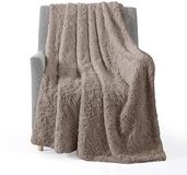 UGG Adalee Faux Fur Reversible Accent Blanket - 177 x 127 cm - Oyster