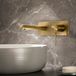 Hudson Reed Otto Mitigeur lavabo mural moderne - Or satiné - Design encastré - Laiton
