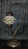 Halay Turkse booglamp - handgemaakte tafellamp met mozaïekstenen - hoogte 42 cm - groene golfjes - E14
