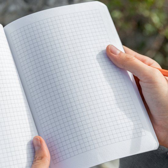 Sigel RU104 veganistisch notitieboek A5 geruit van koffie-/katoenresten, dik 100 g papier, NCP Award: duurzaam, vrij van plastic en chemicaliën, 100 pagina's, Re-Up notitieboekje cadeauboek donkergrijs
