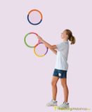 Spordas Jongleren met 3 grote schuimringen