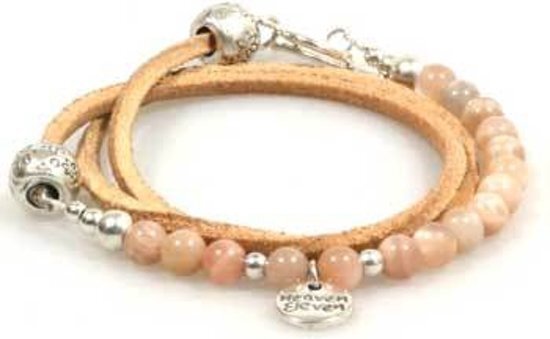 Heaven Eleven - dames armband - Leren wikkelarmband met Sunstone kralen