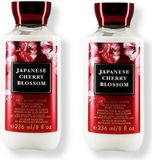 Bath & Body Works Ensemble avec lotion pour le corps, parfum : JAPANESE CHERRY BLOSSOM, contenu : 236 ml - 2 pièces