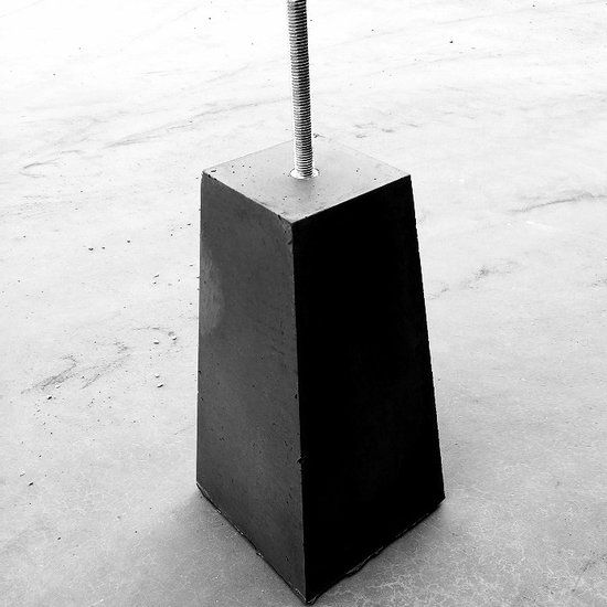 Intergard Betonpoer paalhouder met anker tuinveranda overkapping 120x120mm