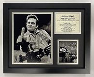 Legends Never Die Johnny Cash at San Quentin Collectible | Ingelijste fotocollage wanddecoratie - 30,5 cm x 38,1 cm