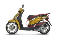 Piaggio Zijbekleding links gegrond 1B001364