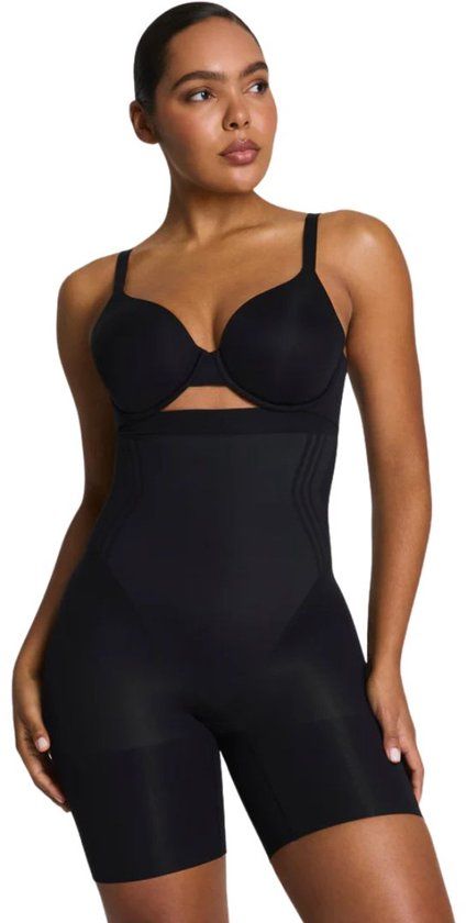 SPANX sculpt GoFigure High Waist Midthigh Short - Zwart - Maat L