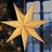 BRUBAKER 60 cm Kerstster voor Binnen - Adventster met E14 Voet om op te Hangen - Raamverlichting Ster om op te Hangen - Kerstster Set met 3,5 m Kabel - 3D Papieren Ster Decoratie - Goud