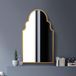MirrorOutlet The Arcus - Moderne boogwandspiegel met goudkleurig metalen frame - 104 x 61 cm - Gouden frame