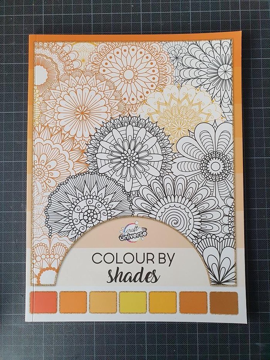 craft universe Color by shades geel oranje, kleurboek, 40 pagina's