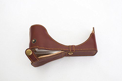 TP Handgemaakte Echt Lederen Half Camera Case Bag Cover voor Panasonic GF6 - Bruin - Bodem Opening Versie