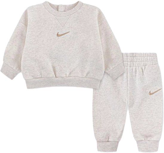 Nike Essential Fleece Crew Set Ecru Unisex 2-4 mnd