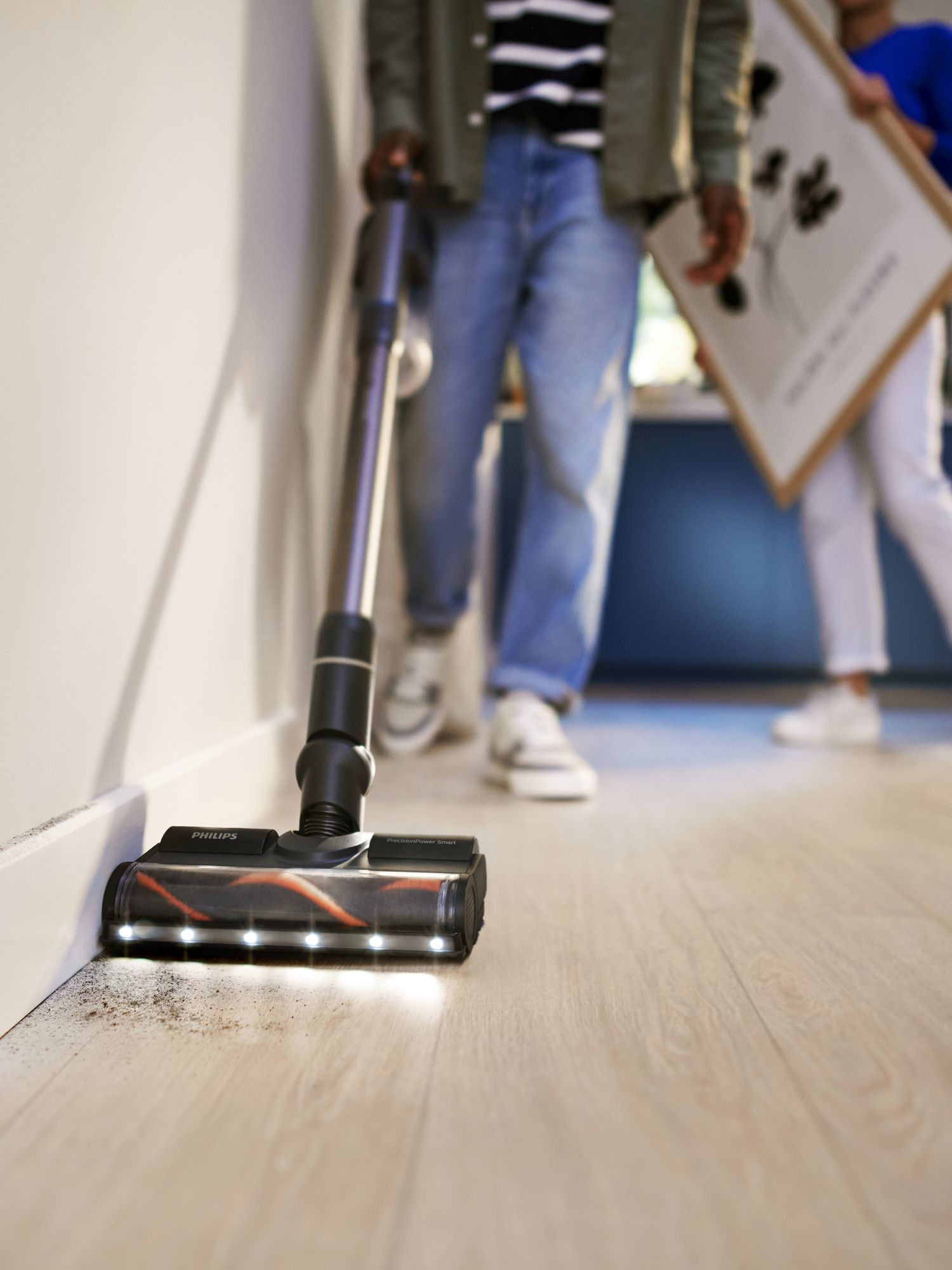 Philips Aqua Cordless 7000 Series XC7057/01 - Stick Vacuum - Bagless - Wet & Dry - Black/Gold