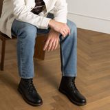 Manfield - Heren - Zwarte leren veterboots - Maat 46