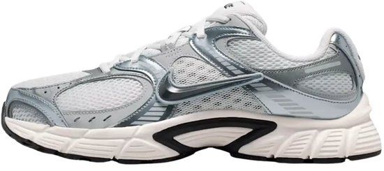 Nike V5 Heren Sneakers Hj5228-014 - Kleur Grijs - Maat 45.5