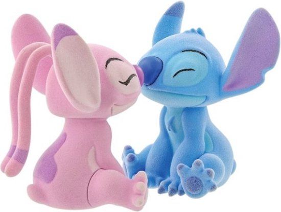 Enesco Disney - Flocked Kissing Stitch And Angel (Limited Edition)