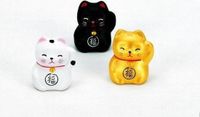 Tokyo Design Studio Lucky Cat Maneki Neko Blanc 5,5 cm Céramique