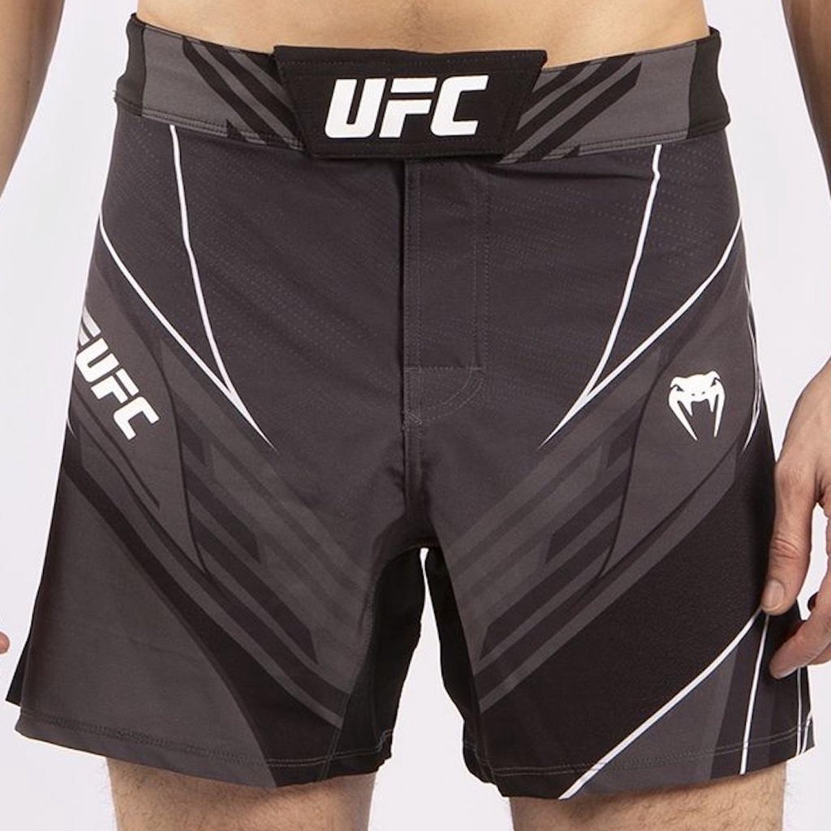 Venum UFC x Pro Line Heren Fight Shorts Zwart Kies hier uw maat Fight Shorts: XL - Jeansmaat 36/37