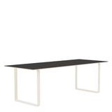 Muuto 70/70 225 x 90 cm.