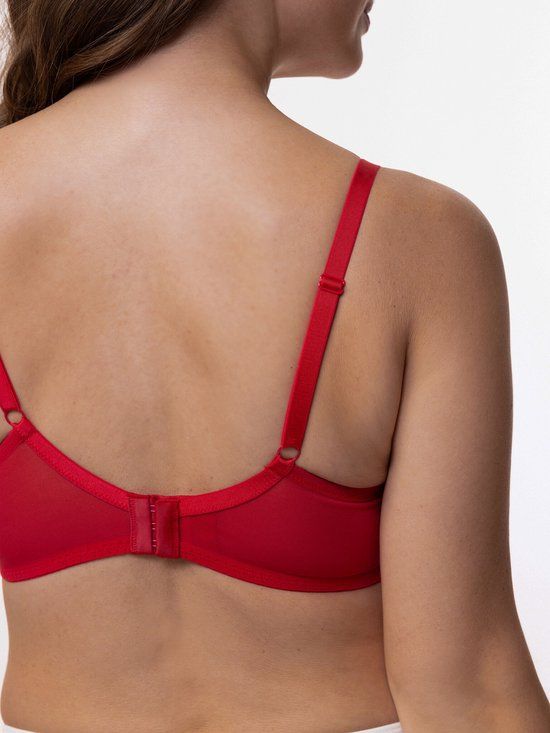 Dorina BH Carmen - T-shirt BH - Beugelbh - Lichte vulling - Glad - Zachte pasvorm - 70G - Rood