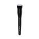 e.l.f. Camo Liquid Blush Brush, Angled Blush Brush, perfect voor het aanbrengen en blenden van kleuren op je wangen, zachte, dichte haren, veganistisch en dierproefvrij