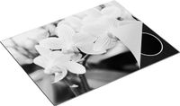 Chefcare Inductie Beschermer Gestreepte Witte Orchidee Bloemen - Zwart Wit - 77x59 cm