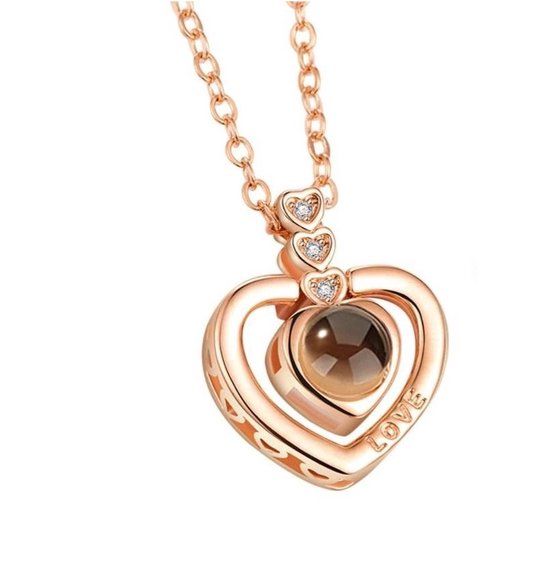 GreatGift® Hartjes Ketting - Goudkleurig - 100 Talen - Zirkonia - Valentijn Cadeau