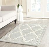 Maisons du Monde Safavieh Chatham Collection CHT743 tapijt voor binnen, rechthoekig, met de hand getuft, voor woonkamer, slaapkamer of elk interieur, 122 x 183 cm, grijs/ivoor