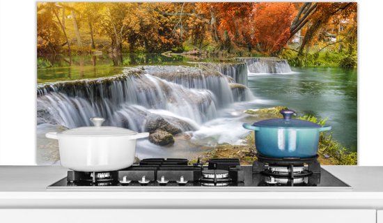KitchenYeah Spatscherm keuken 120x60 cm - Kookplaat achterwand Herfst - Waterval - Natuur - Bomen - Muurbeschermer - Spatwand fornuis - Hoogwaardig aluminium