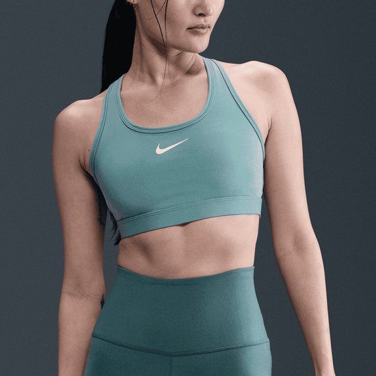 Nike Sport BH Swoosh Medium Support - Groen - Maat XL