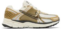 NIKE Zoom Vomero 5 Gold Sneakers voor dames, Veelkleurig (Photon Dust Metallic Gold Gridiron Sail), 38.5 EU