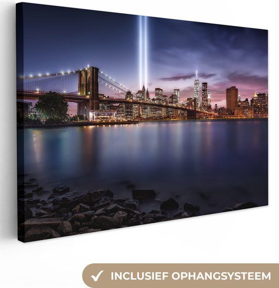 OneMillionCanvasses Canvas schilderij Skyline - Architectuur - Brug - Nacht - Verlichting - 150x100 cm