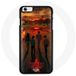 Maniacase Hoesje voor iPhone SE Stranger Things Seizoen 4 Poster Art New Theory Crew