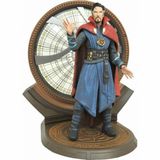 Diamond Select Diamond Doctor Strange Action Figure