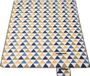 Unyqoos® Couverture de pique-nique 300 x 200 cm – fond imperméable, pliable, surface en tissu polaire avec rembourrage en mousse, motif à triangles jaune-bleu