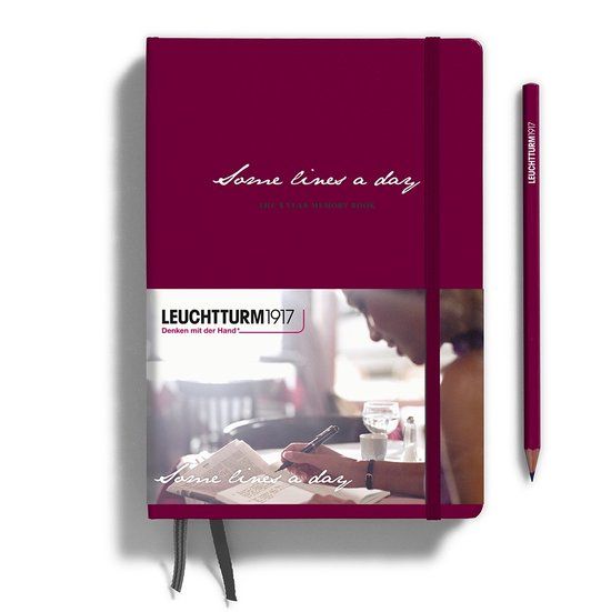 Leuchtturm1917 A5 Medium Some Lines a Day, 5 jaar Dagboek hardcover Port Red