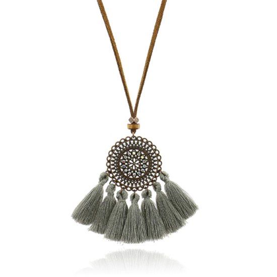 Deja Jewels Ibiza stijl dames ketting lang van touw met grijze kwastjes
